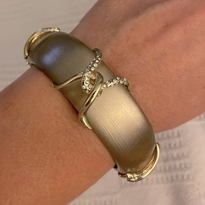 Alexis Bittar Lucite and Crystal Hinge Bracelet in Warm Grey